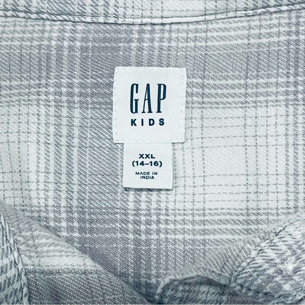 GAP Kids Grey Plaid Flannel Size XXL 14/16